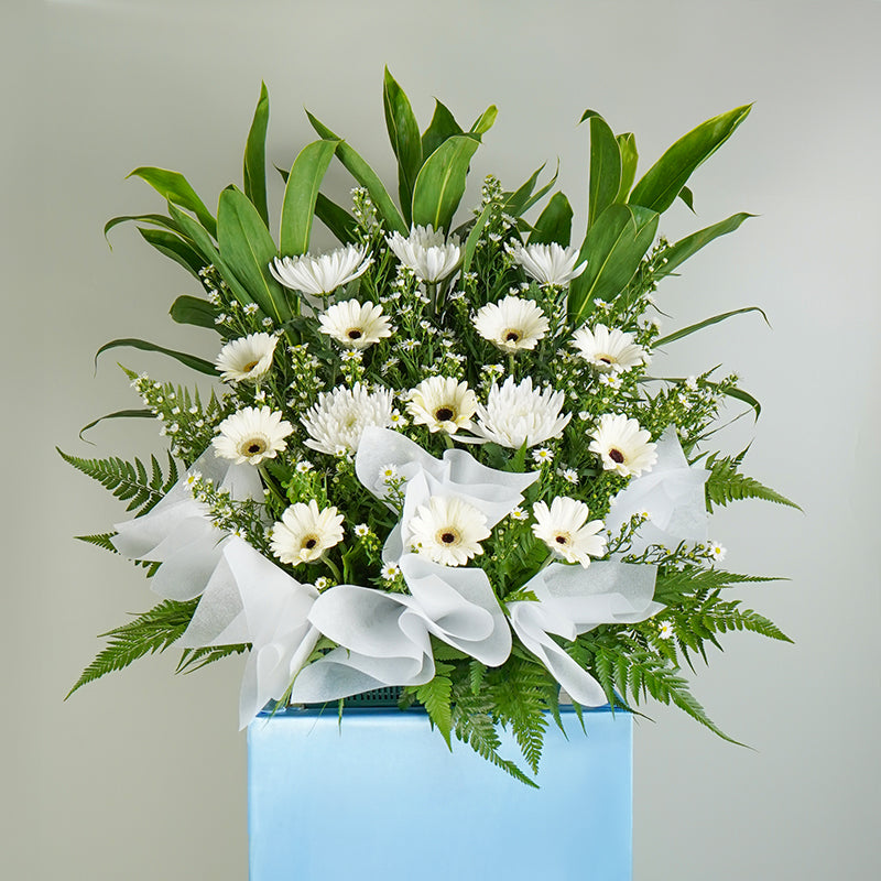 Cool Blue | Condolence Flower Stand