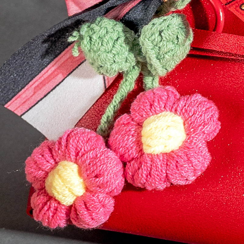 Petite Royale Gift Set (Twilly Bag With Flowers, Chocolates & Charm)