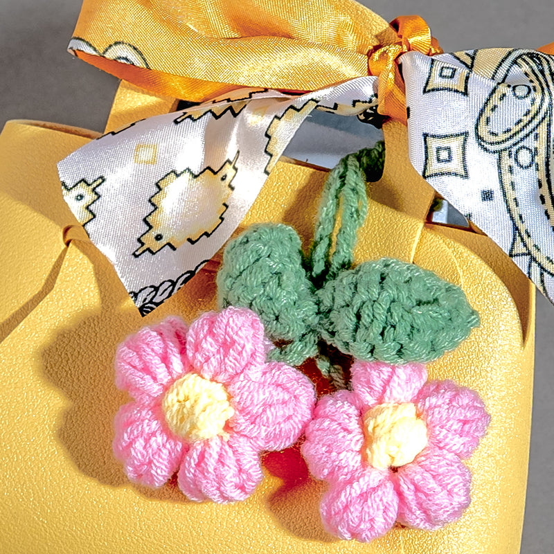 Petite Radiance Gift Set (Twilly Bag With Flowers, Chocolate & Charm)